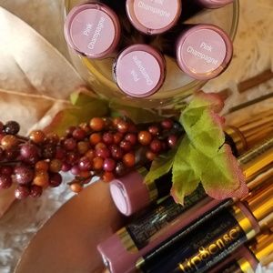 SEALED barely-there Pink Champagne LipSense